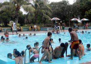 verano-deportivo-camgey-piscina-cuba-8-11